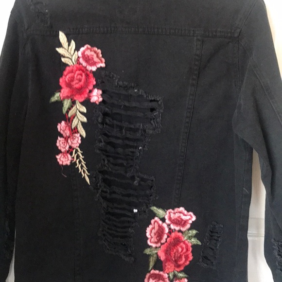 Distressed black embroidered jean jacket. - Picture 5 of 8